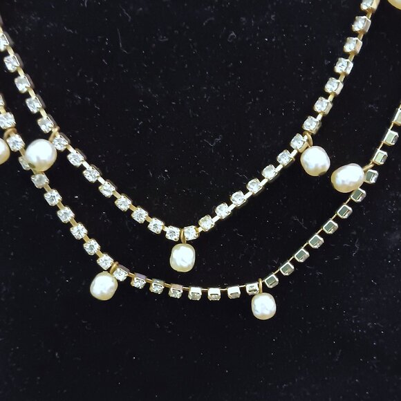 Vintage Signed Miriam Haskell Gold Tone Rhinestone & Faux Pearl 59" Necklace - Picture 2 of 3